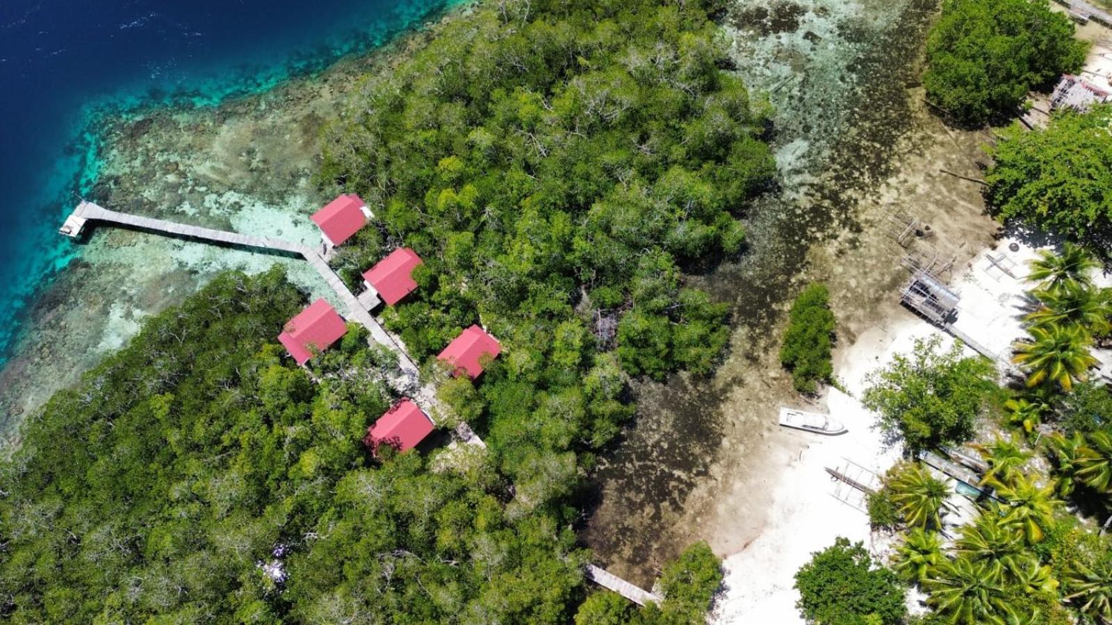 Villa Raja Ampat Blue Sea Besir Exterior foto