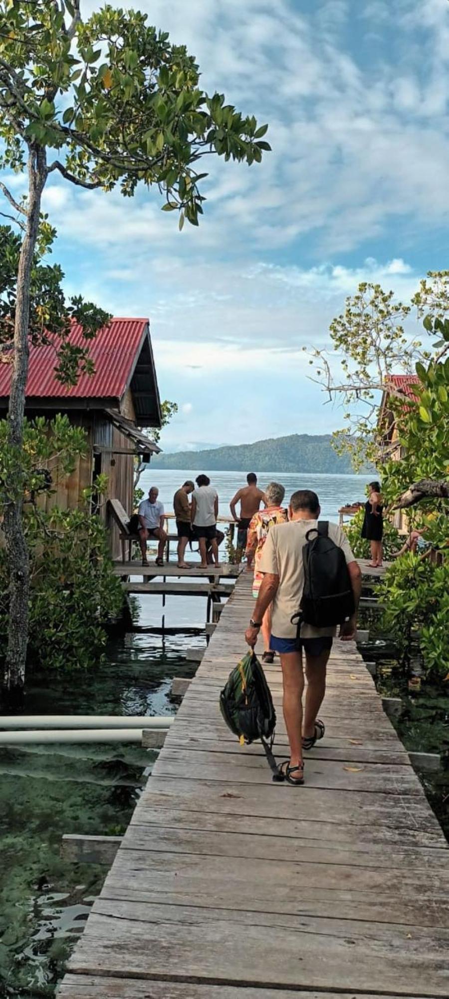 Villa Raja Ampat Blue Sea Besir Exterior foto